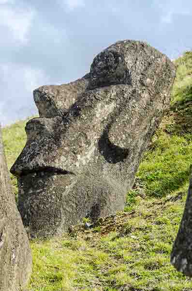 21 - Chile - isla de Rapa Nui o Pascua - Rano Raraku